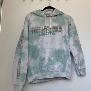 twenty one pilots tie dye unisex hoodie size S